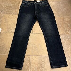 Lucky Brand Jeans New with Tags. Style 410 Athletic Slim. 32 x 32.